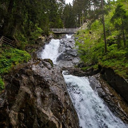 Camping Bella Austria Sankt Peter am Kammersberg Exteriör bild