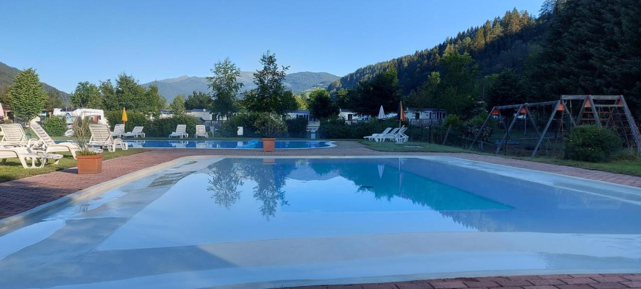 Camping Bella Austria Sankt Peter am Kammersberg Exteriör bild