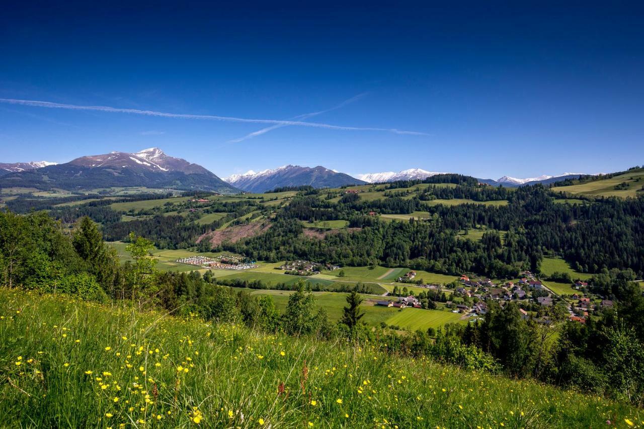 Camping Bella Austria Sankt Peter am Kammersberg Exteriör bild