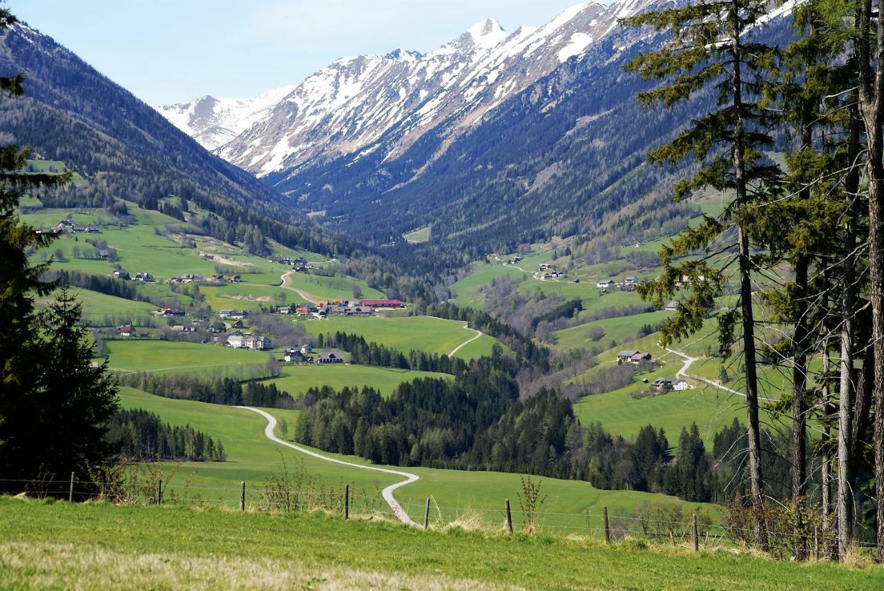 Camping Bella Austria Sankt Peter am Kammersberg Exteriör bild